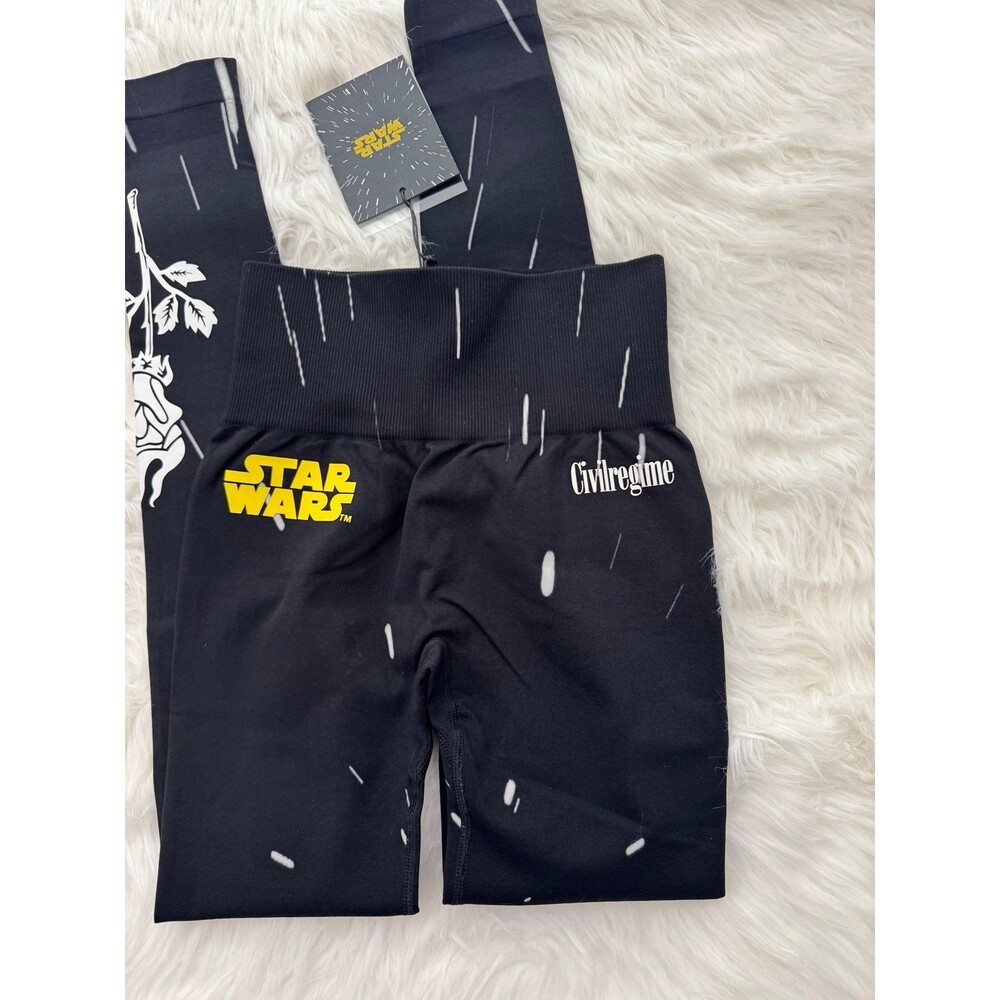 Civil Regime x Star Wars Hyperspeed Kelly Seamless Scrunch Leggings
Size XS - Picture 3 of 10
